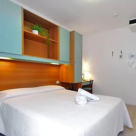Rex Hotel