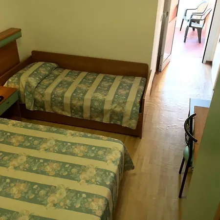 Rex 3* Καόρλε